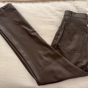 SOLD OUT Abercrombie & Fitch Curve Love Vegan Leather 90s Straight Pant